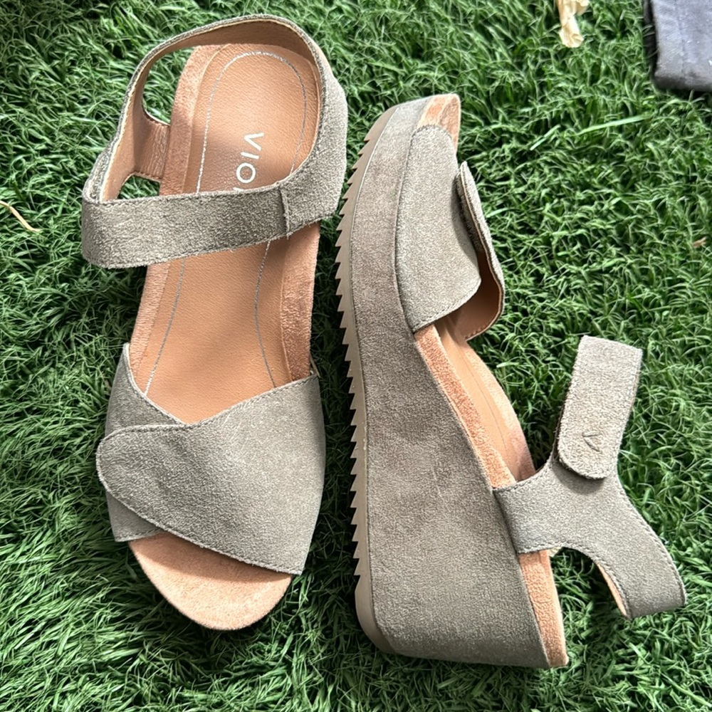 Vionic Hoola Astrid ii